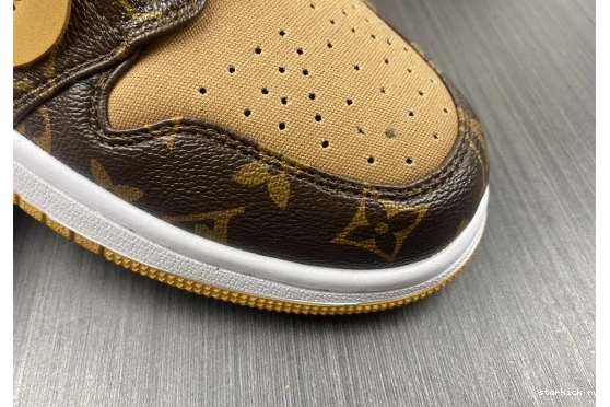 WHITE-LouiV Low JORDAN O-W AIR 1 Top -LouiV CASE) (WITH 0328